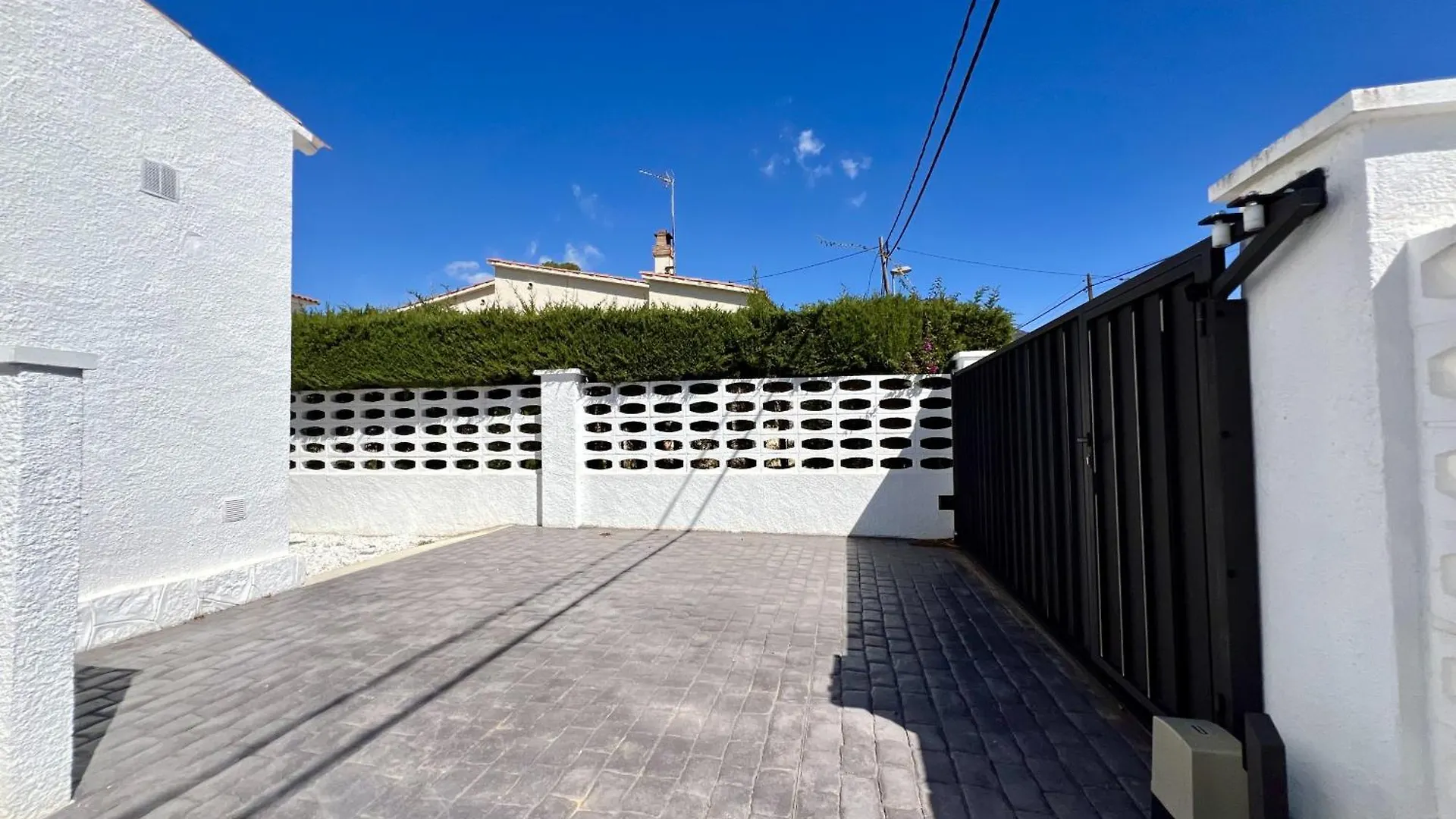 Vila Montsia 23 - Casa Con Piscina Privada En Roses 0*,